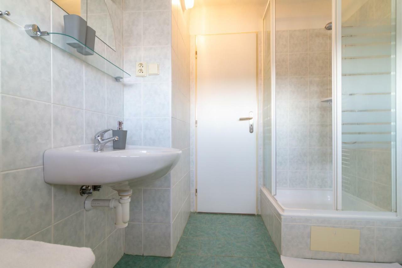 Apartmany U Nemocnice Ceske Budejovice Exteriör bild