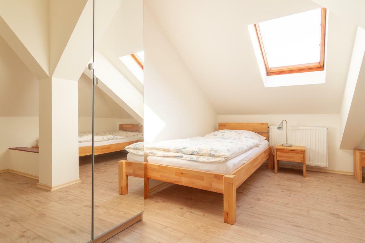 Apartmany U Nemocnice Ceske Budejovice Exteriör bild