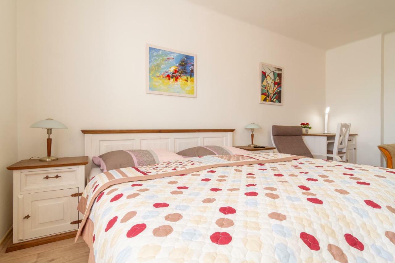 Apartmany U Nemocnice Ceske Budejovice Exteriör bild